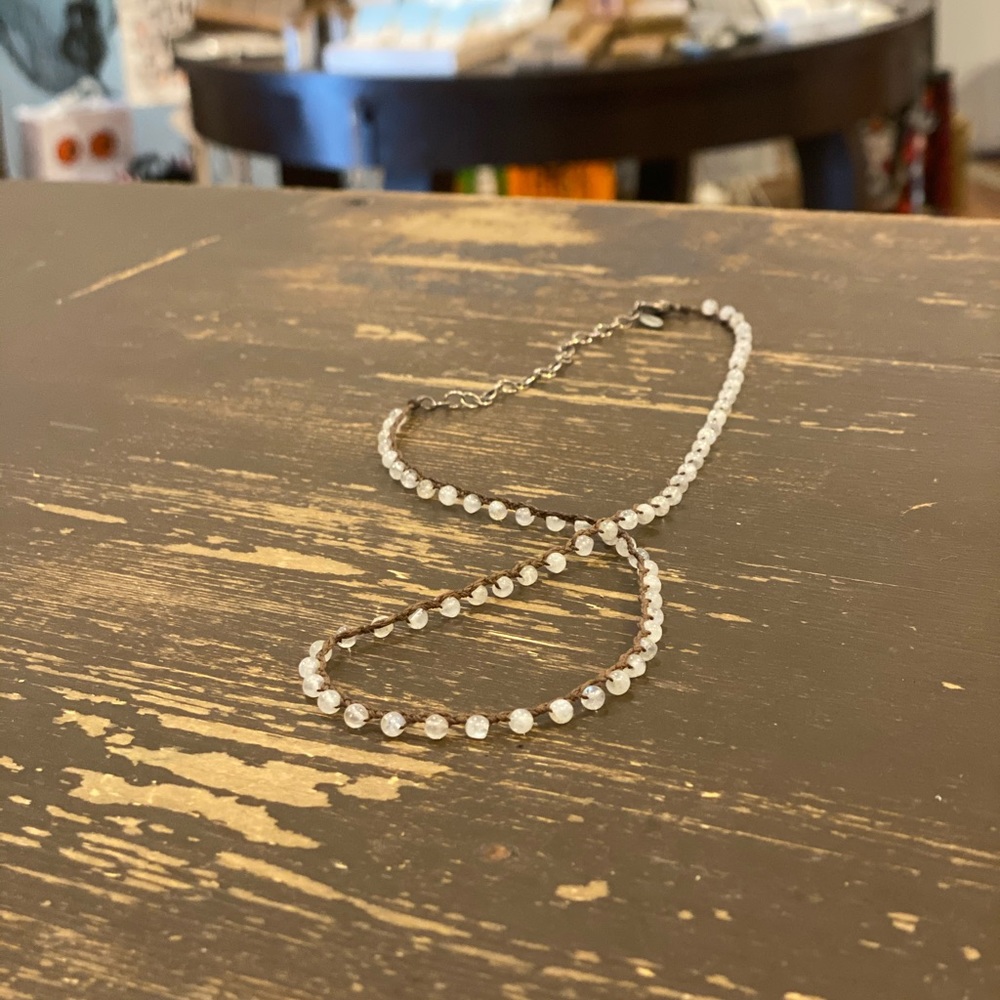 LOVE HEALS MOONSTONE NECKLACE